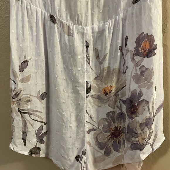 NWT Urban Outfitters Lavender Floral Ruffle Sleeve Tie Back Sheer Romper S - Picture 5 of 16